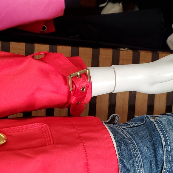 Chaus Red/gold hardware satin lined jacket - Picture 6 of 8